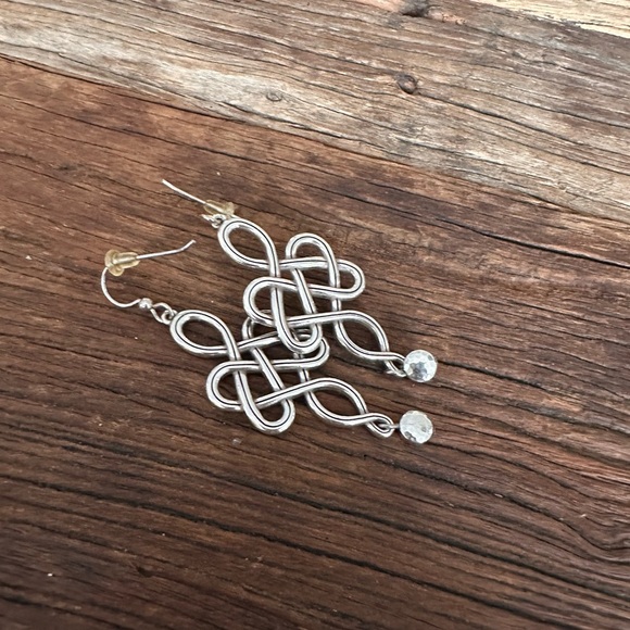 Brighton 🩶 Silver Interlok Knot French Wire Earrings - Picture 3 of 4